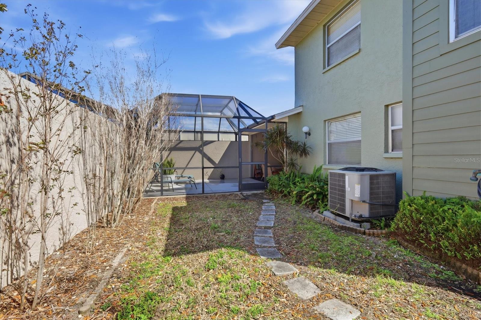 COURTYARD VILLAS - Residential