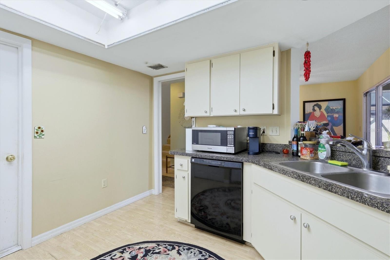 COURTYARD VILLAS - Residential