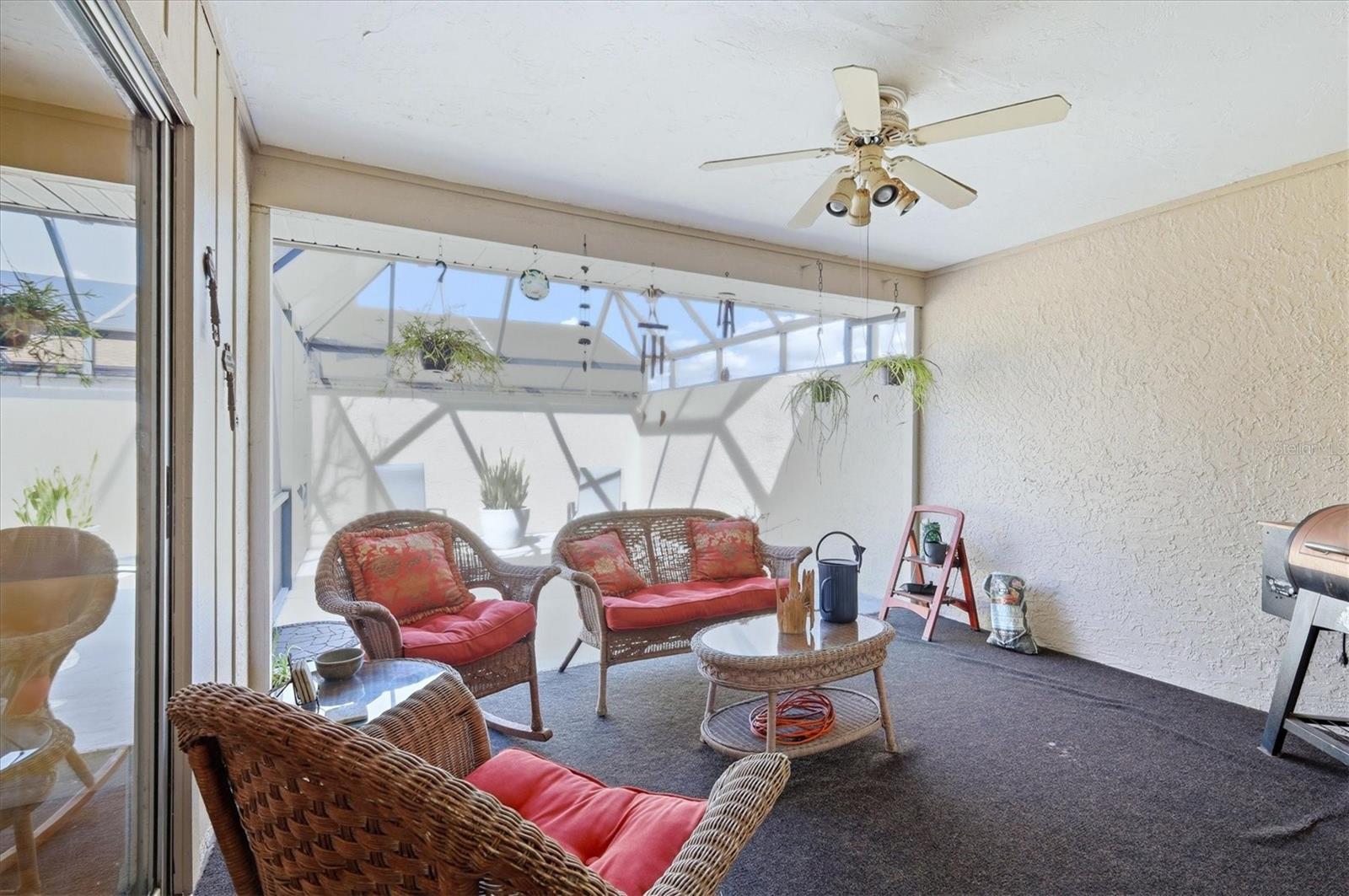 COURTYARD VILLAS - Residential