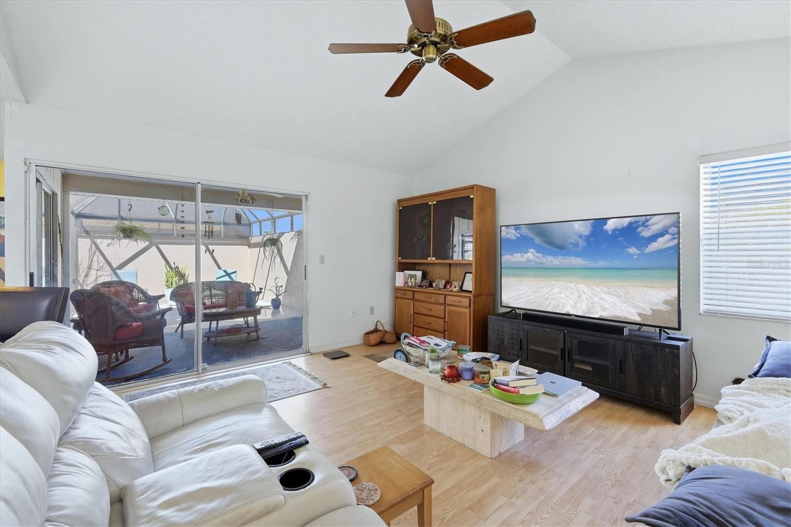 COURTYARD VILLAS - Residential