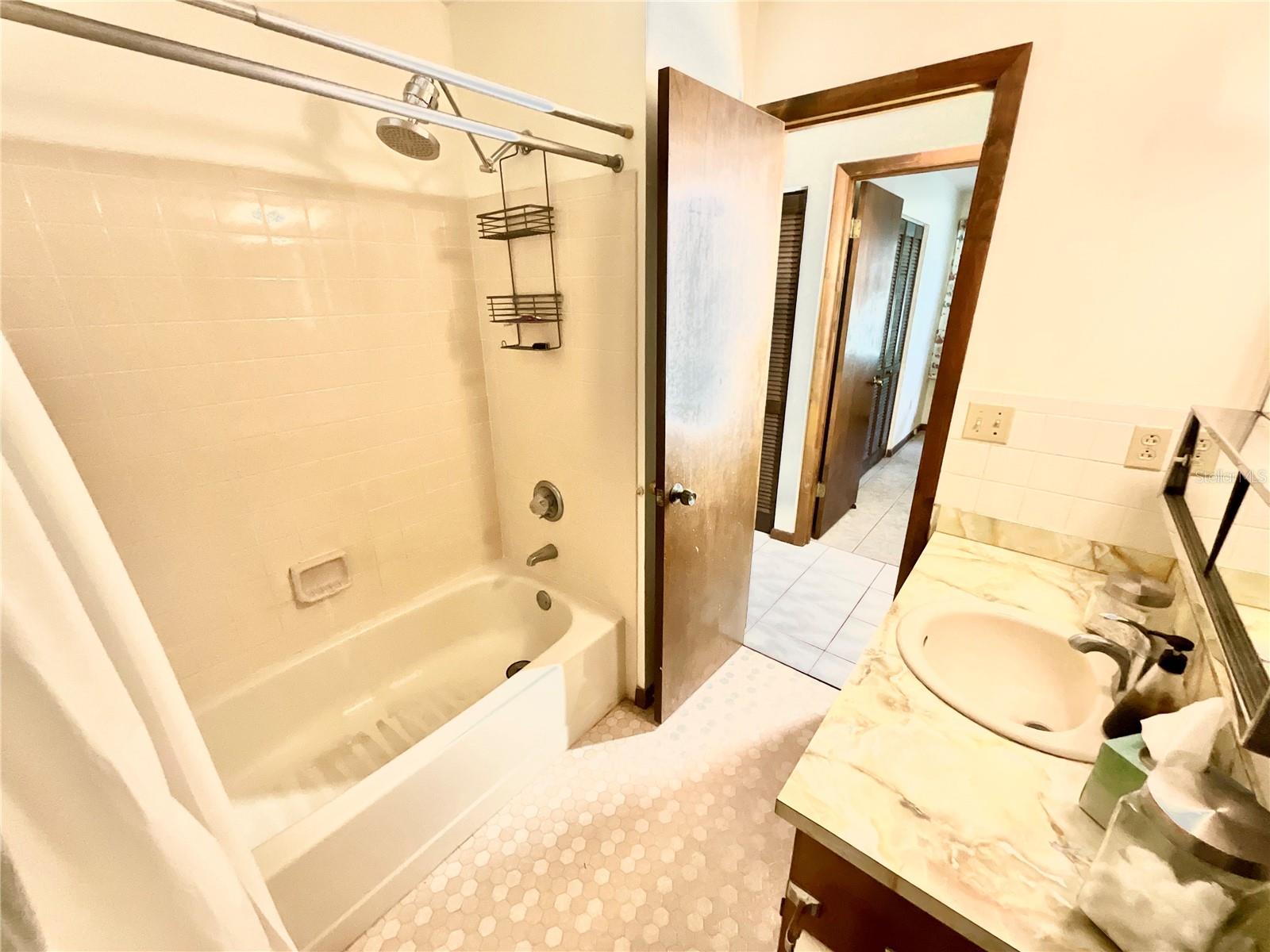 OCKLAWAHA HILLS - Residential