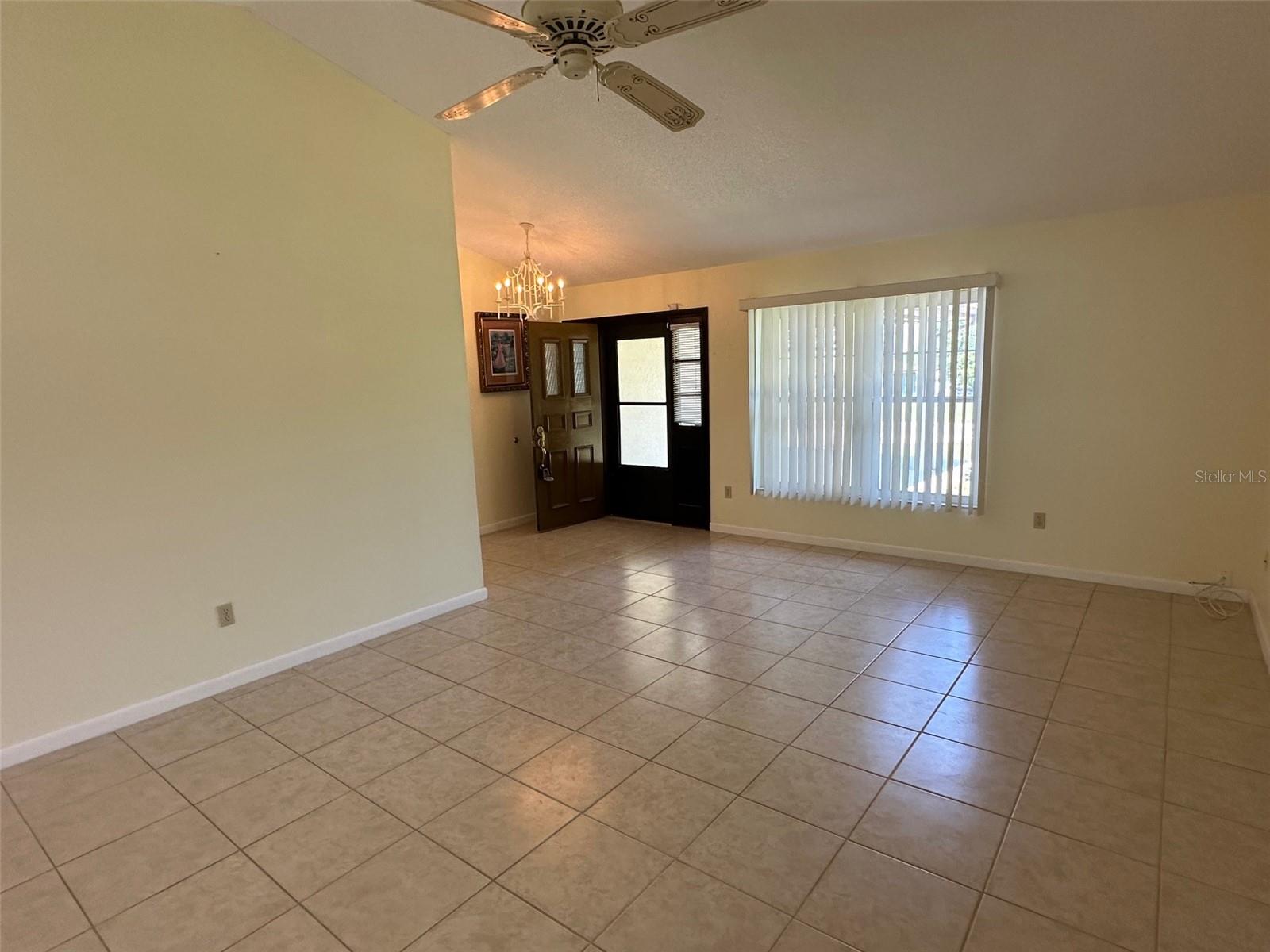 RAINBOW LAKES ESTATE - Residential