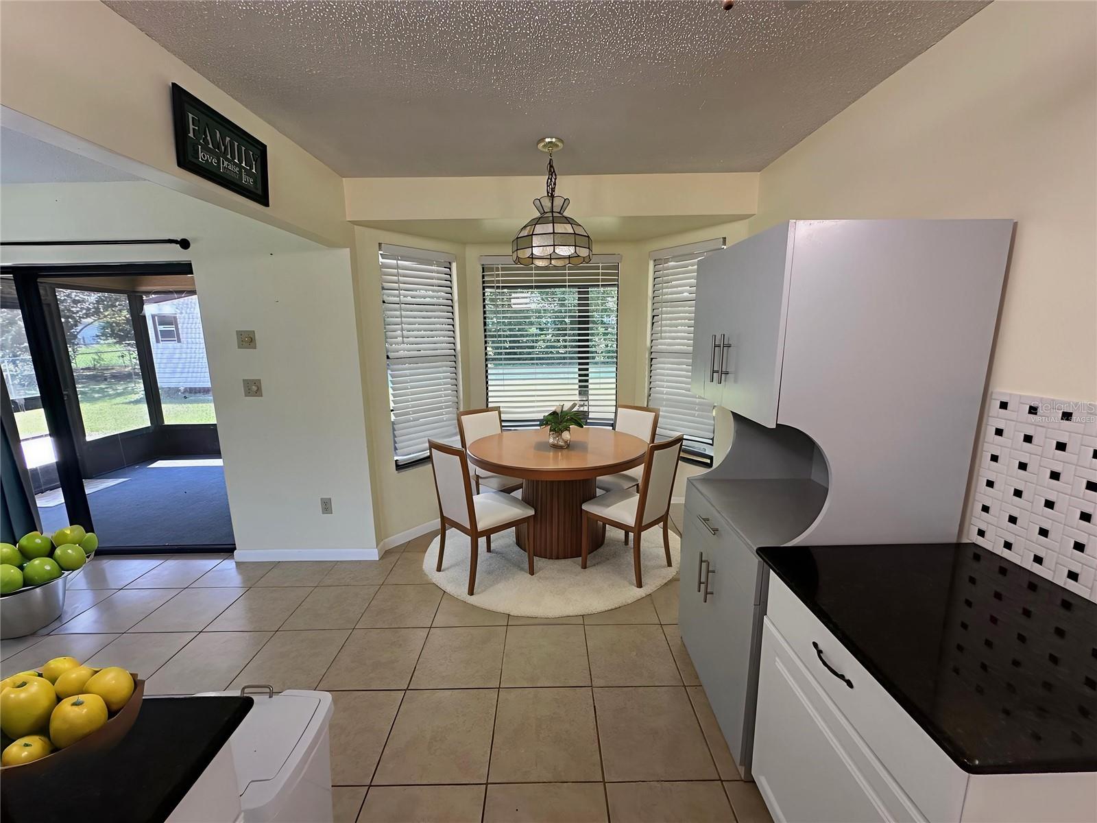 RAINBOW LAKES ESTATE - Residential
