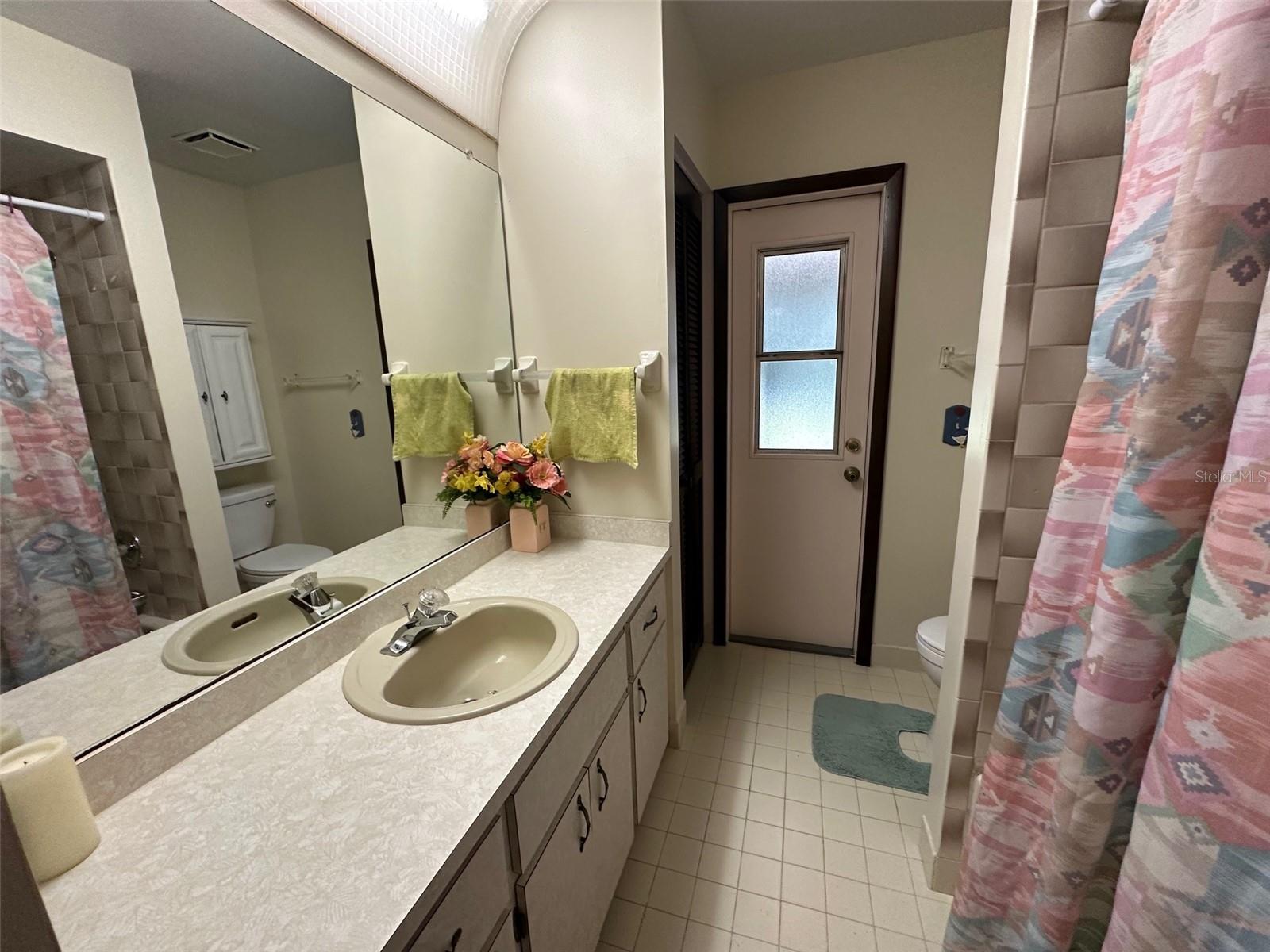 RAINBOW LAKES ESTATE - Residential