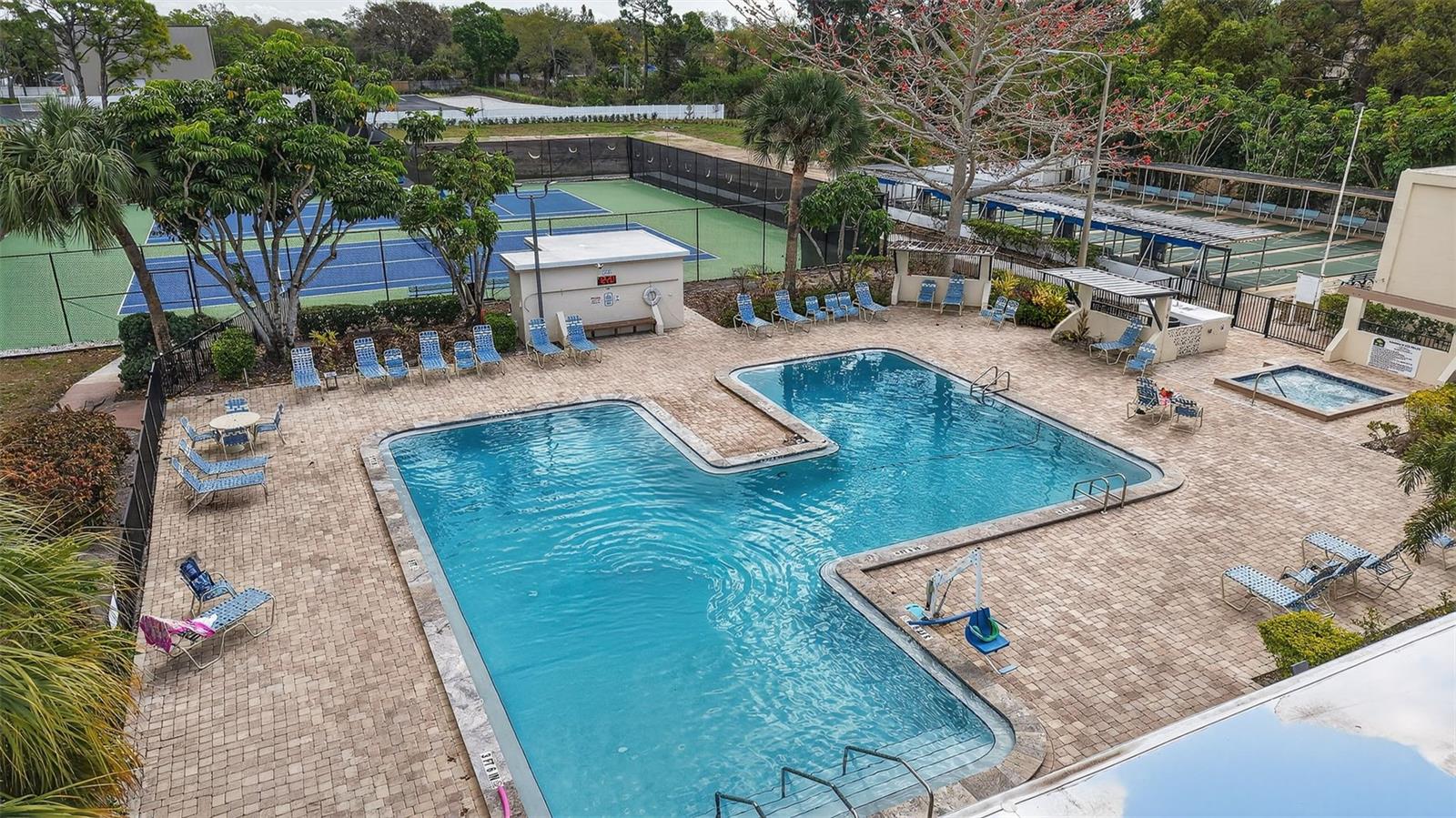 TERRACE PARK OF FIVE TOWNS - Residential