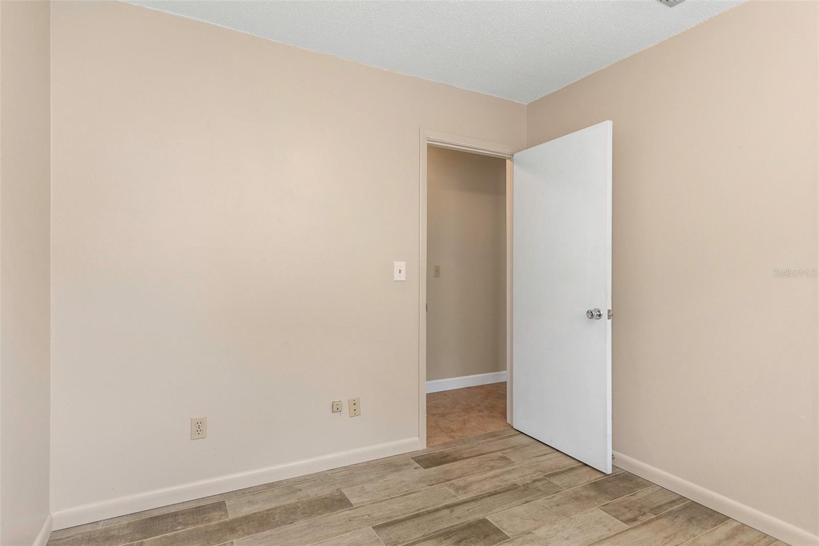 BONNIE BAY UNIT ONE - Residential Lease