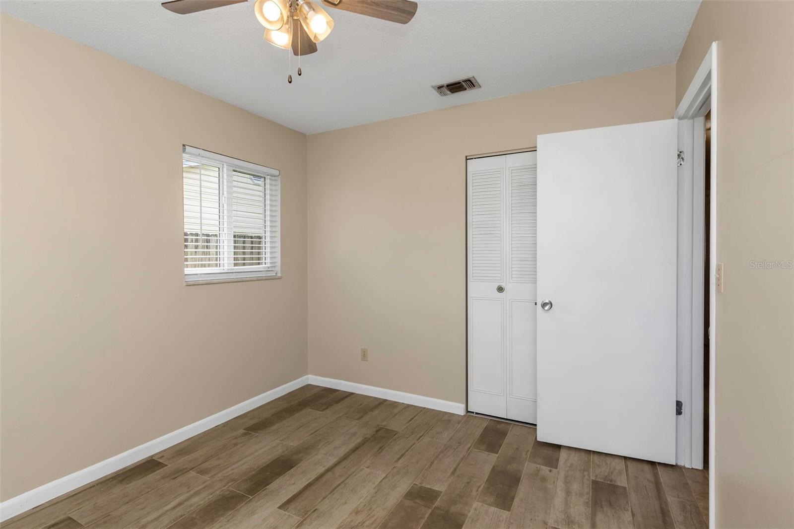 BONNIE BAY UNIT ONE - Residential Lease