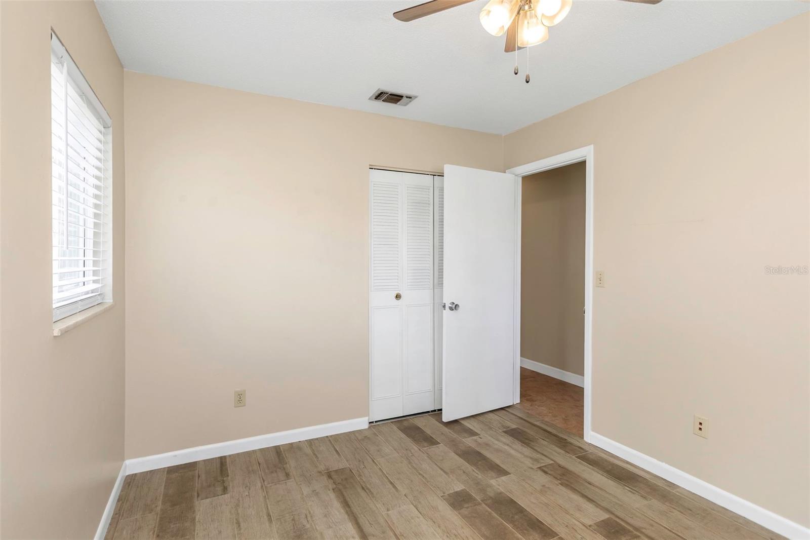 BONNIE BAY UNIT ONE - Residential Lease