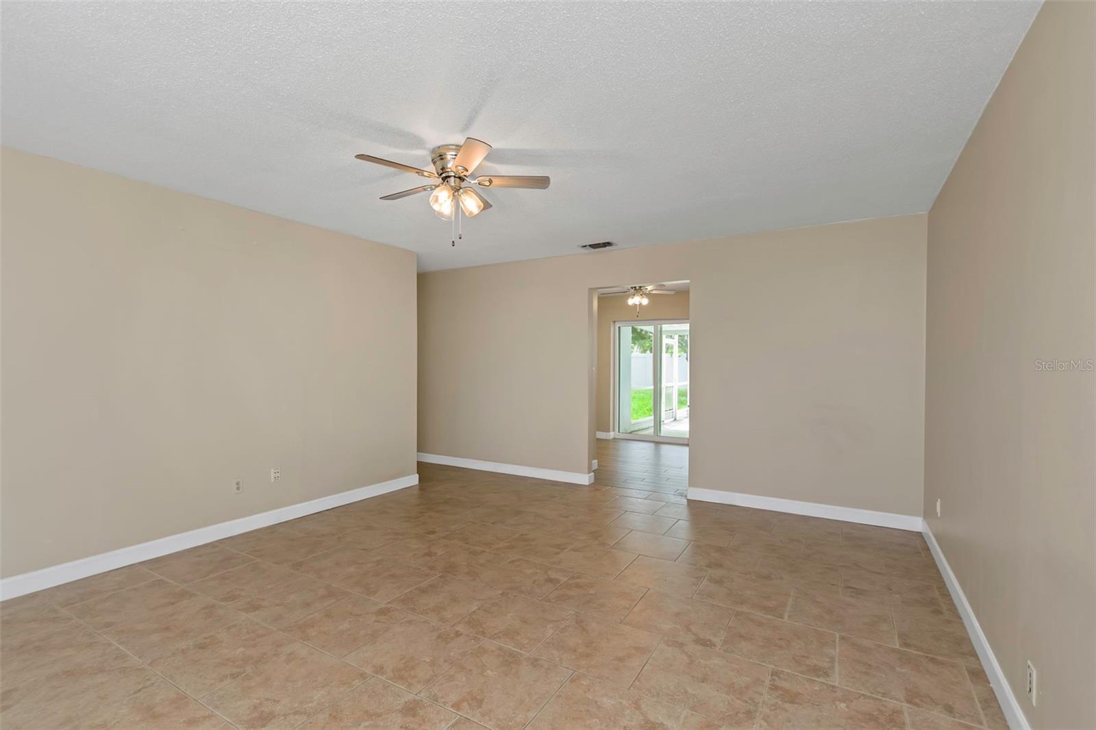 BONNIE BAY UNIT ONE - Residential Lease