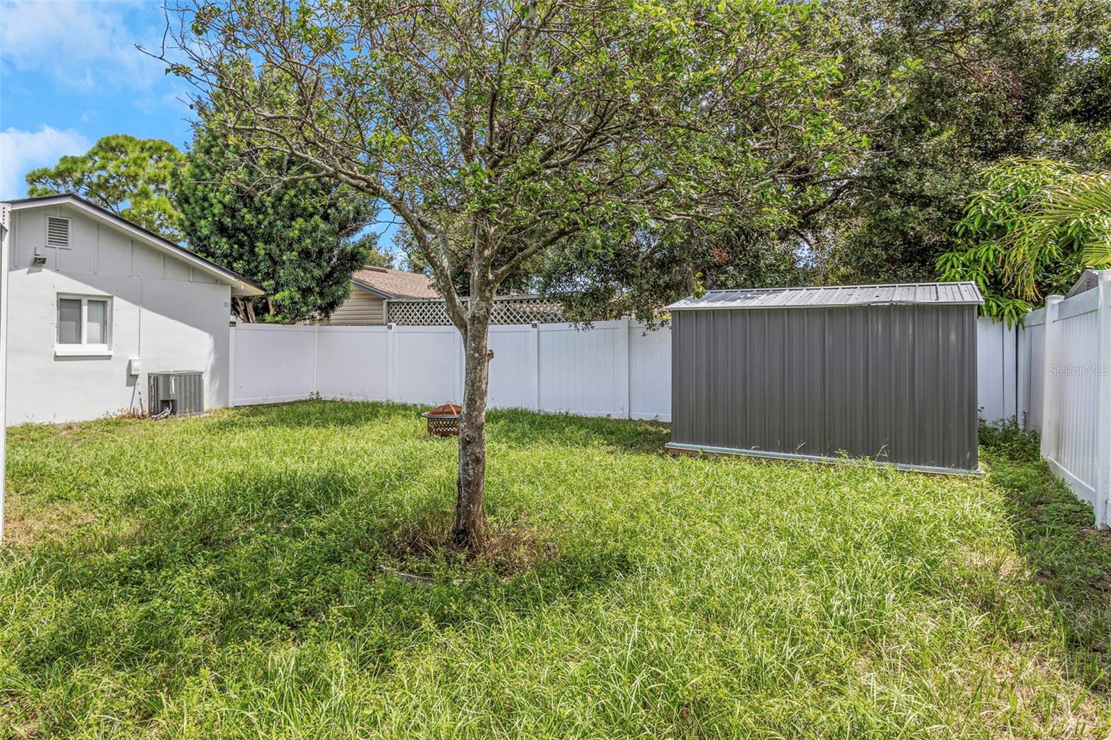 BONNIE BAY UNIT ONE - Residential Lease