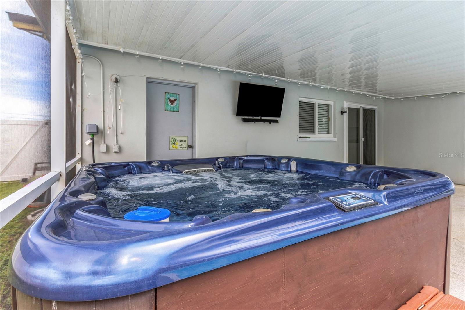 BONNIE BAY UNIT ONE - Residential Lease