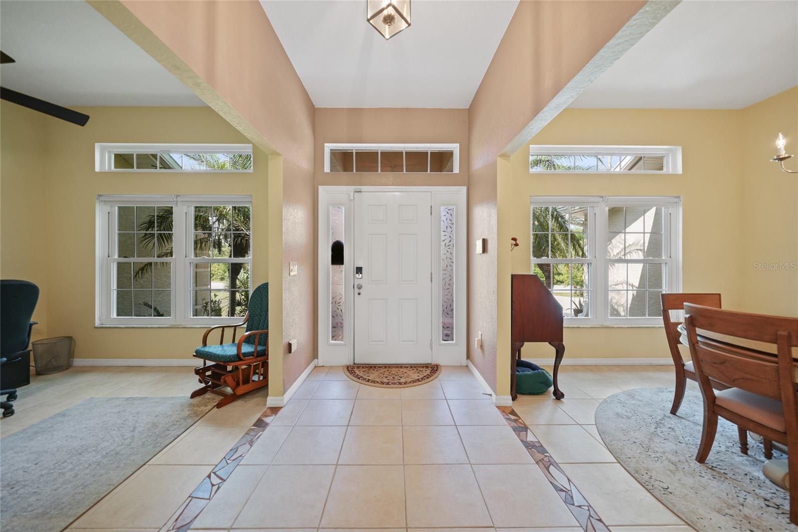 2666 BARRY ROAD