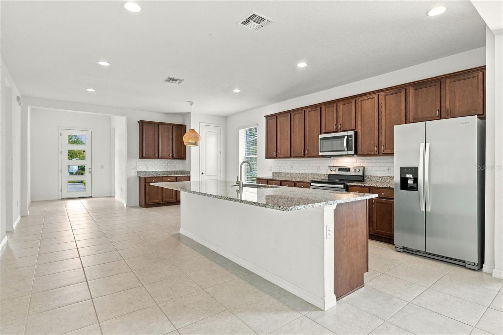 8518 NEMOURS PARKWAY