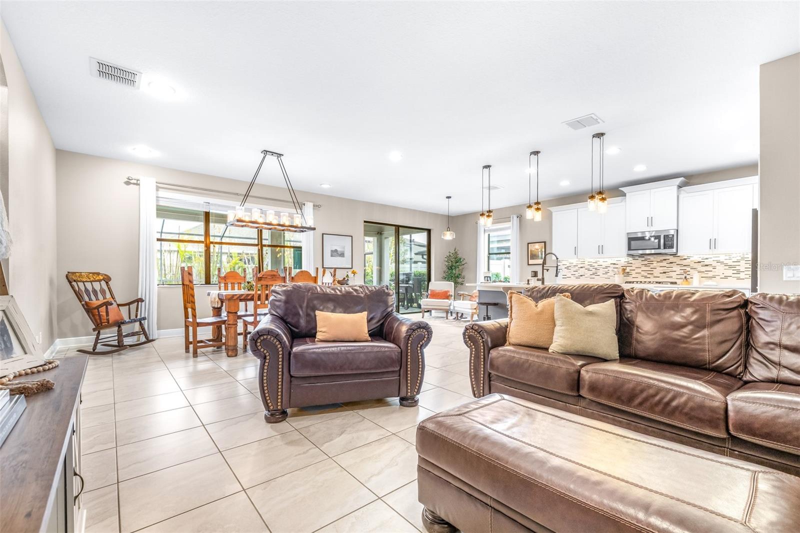 21827 BILLOWY JAUNT DRIVE