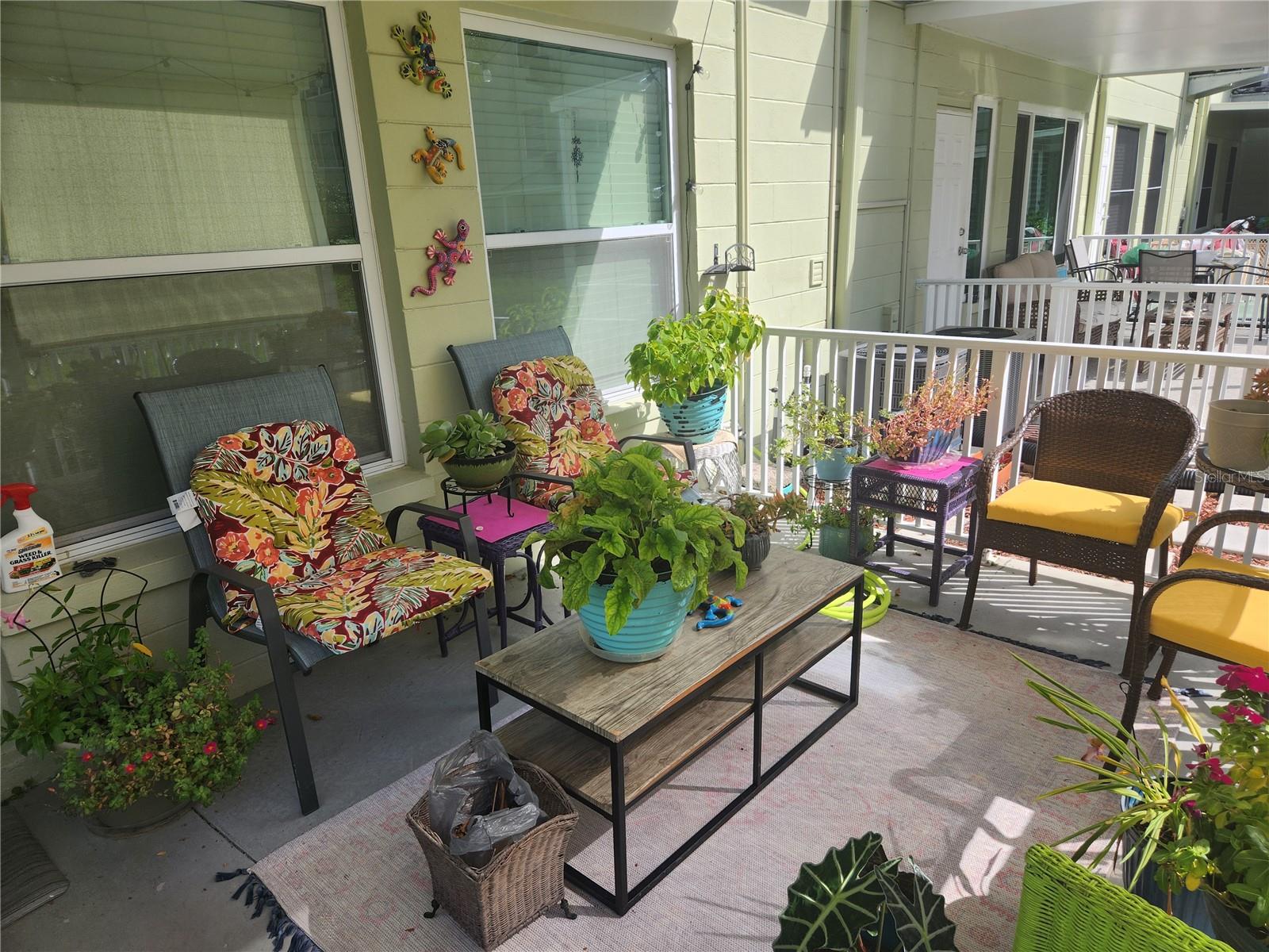 ON TOP OF THE WORLD - Residential