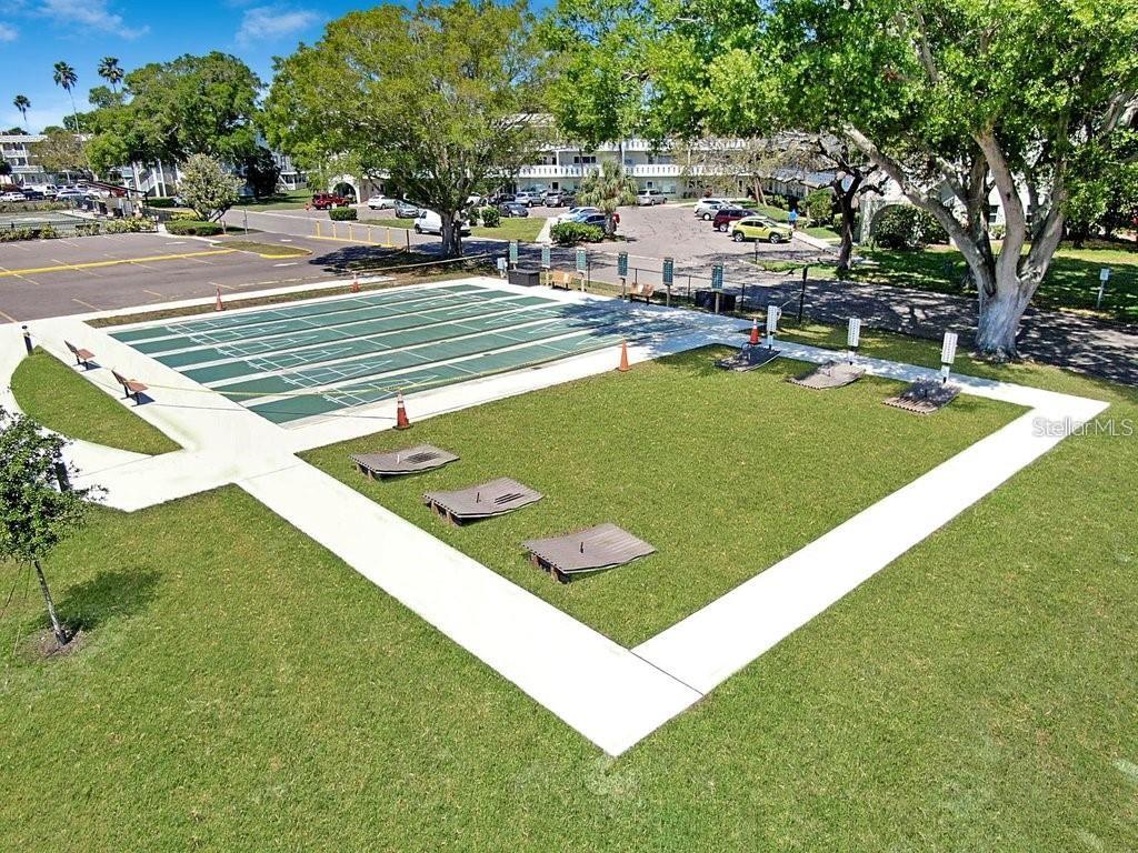 ON TOP OF THE WORLD - Residential