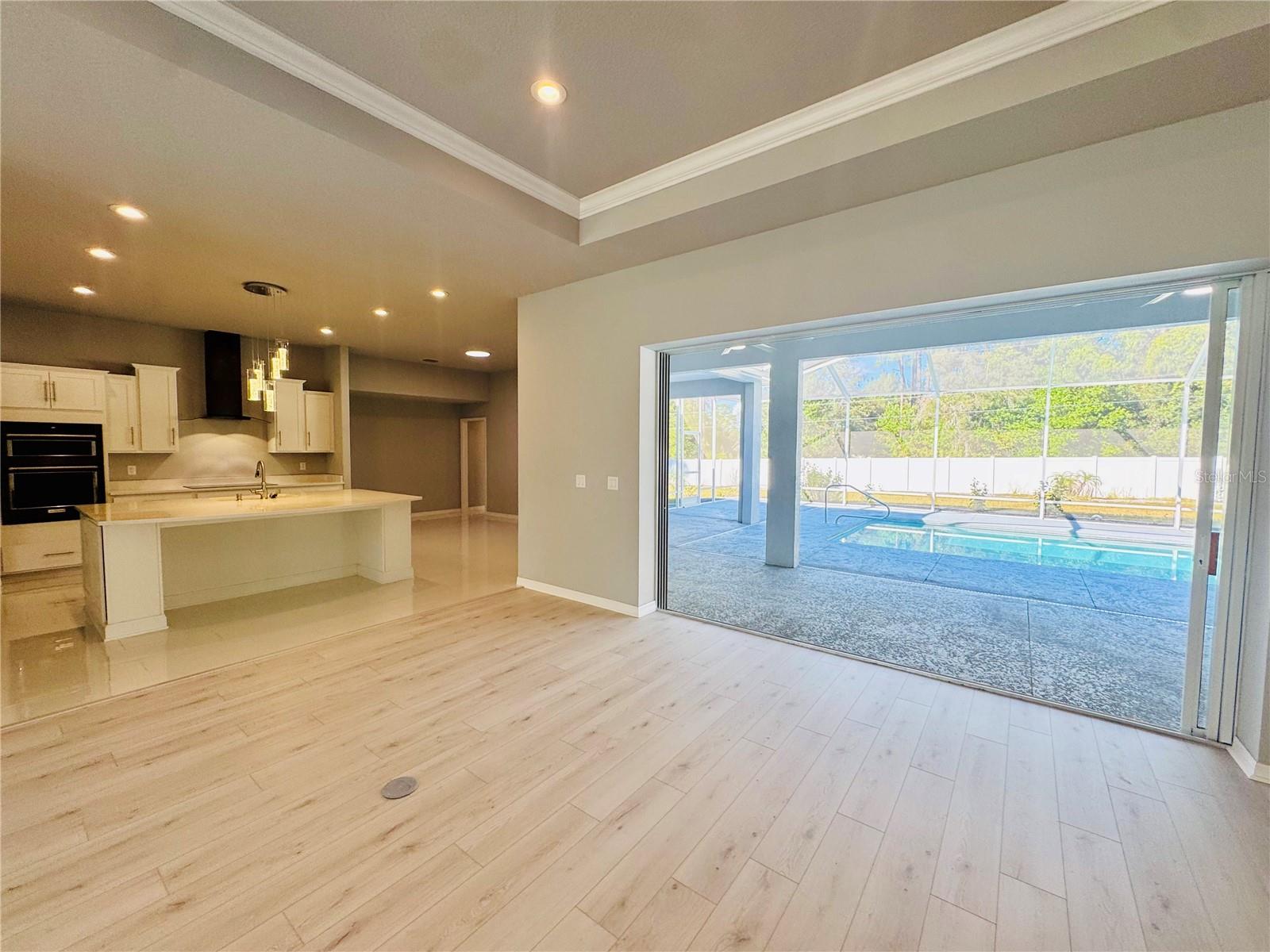 2897 W MUSTANG BOULEVARD