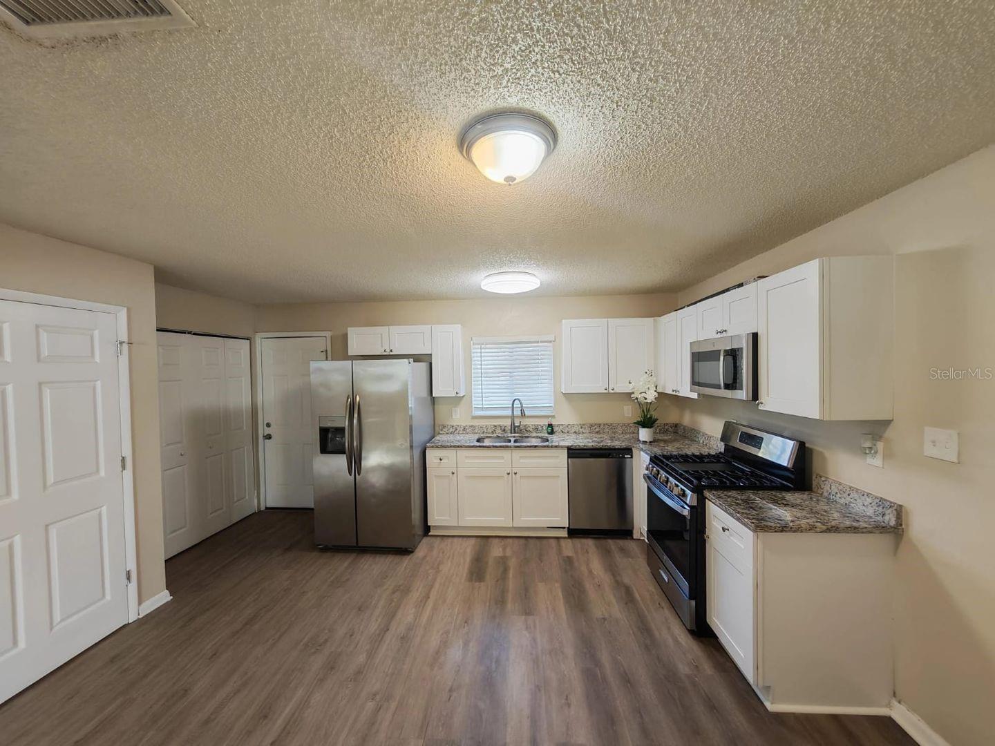 DOUGLAS PARK - Residential Lease