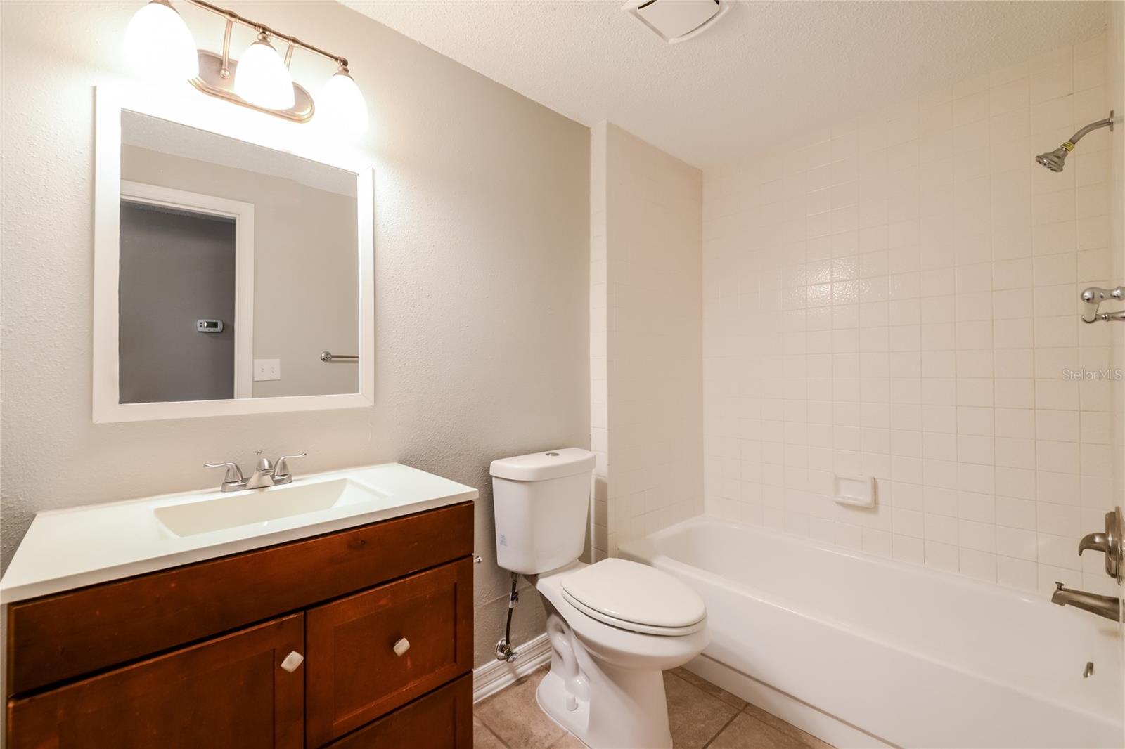 SARASOTA SPGS - Residential Lease