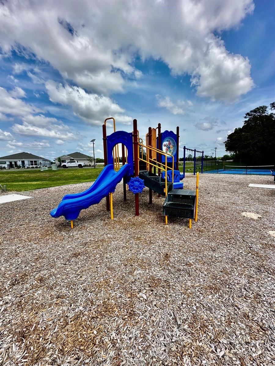 MCGINLEY LANDING PHASE 1 - Residential Lease