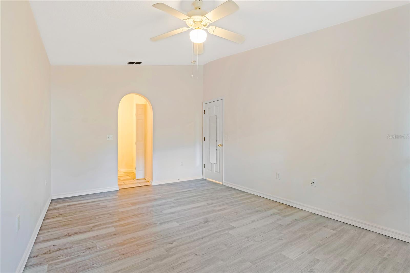 FOREST COVE - Residential