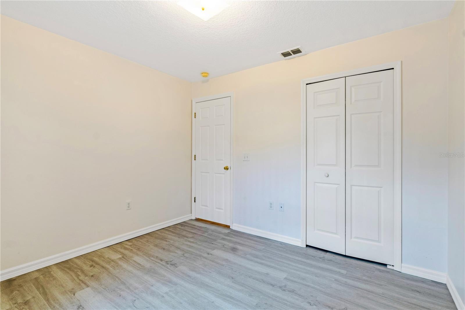 FOREST COVE - Residential