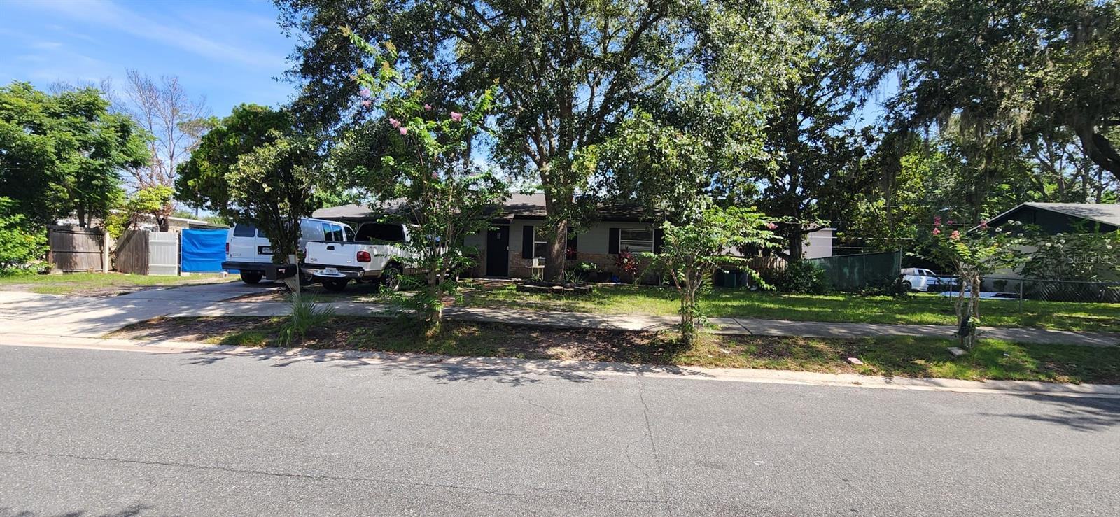 611 LILAC ROAD