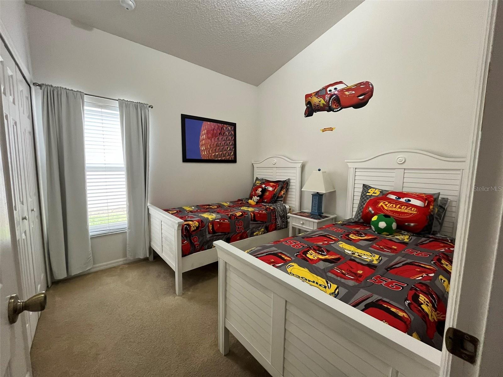 GLENBROOK PH II SUB - Residential