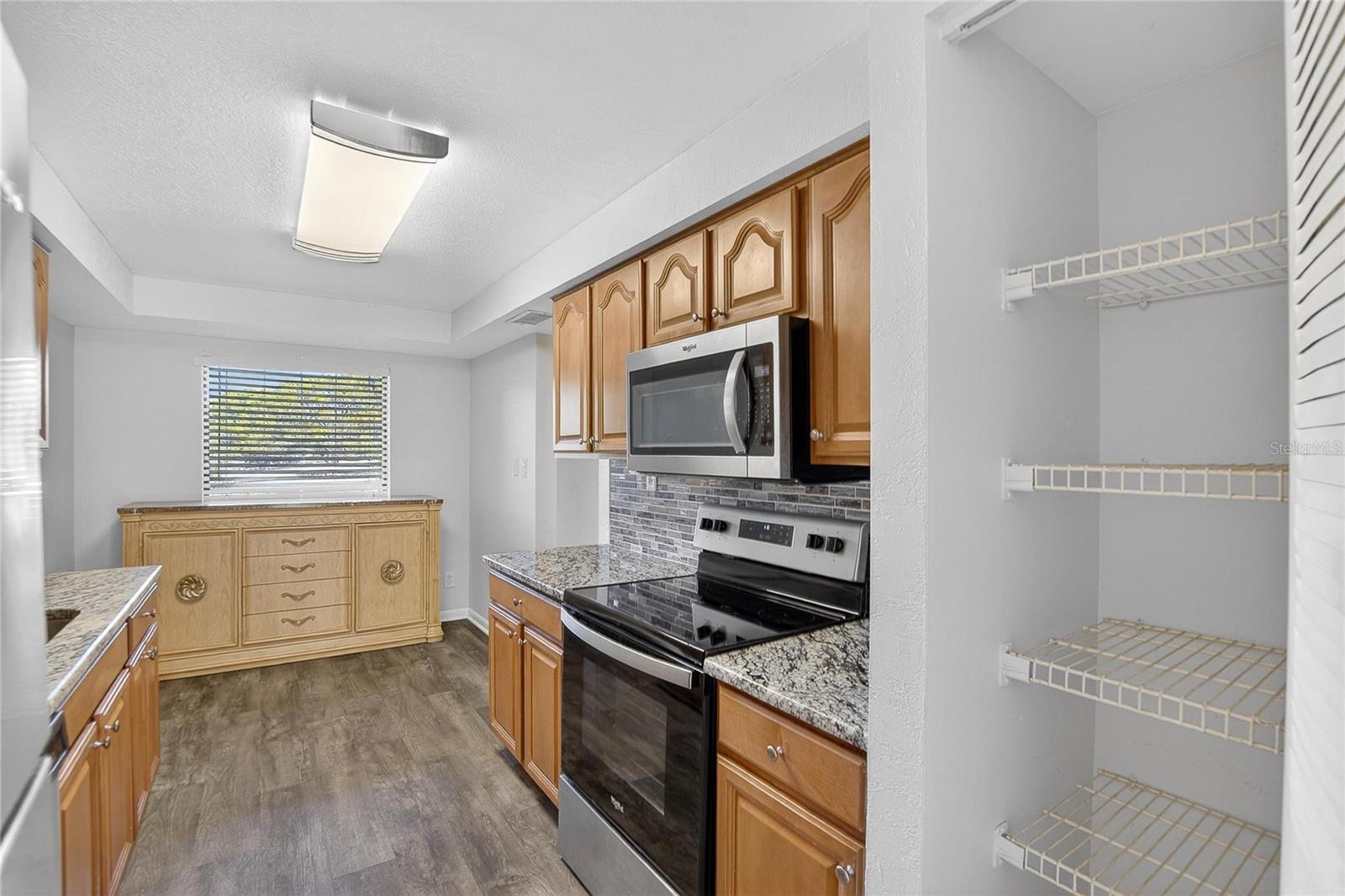 COVE CAY VILLAGE IV - Residential Lease