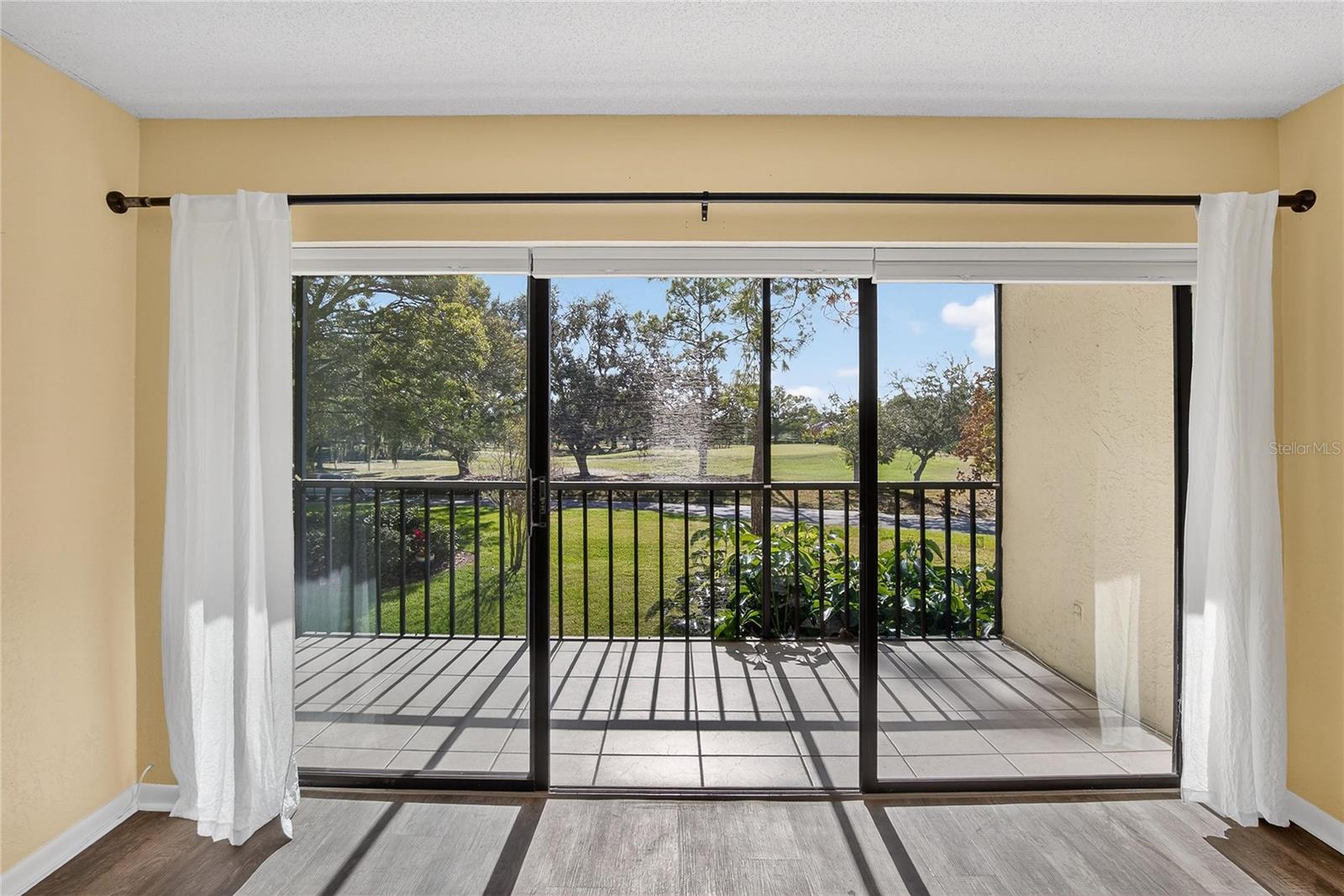 COVE CAY VILLAGE IV - Residential Lease