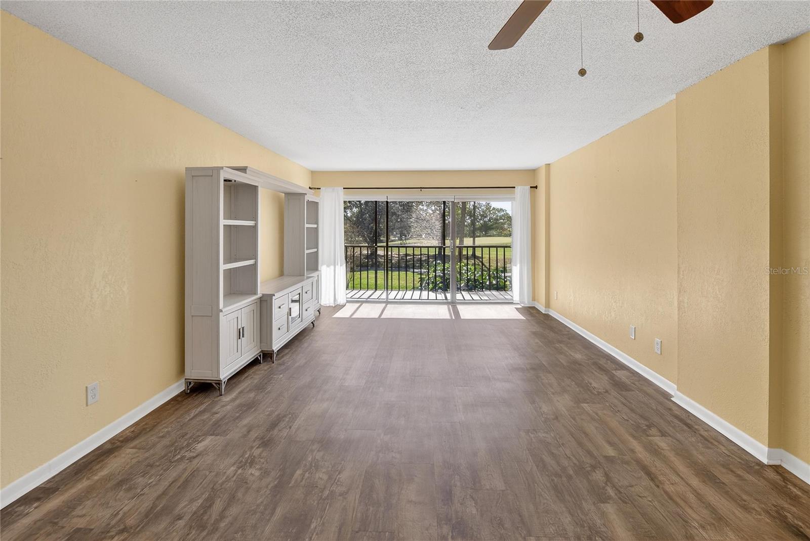 COVE CAY VILLAGE IV - Residential Lease