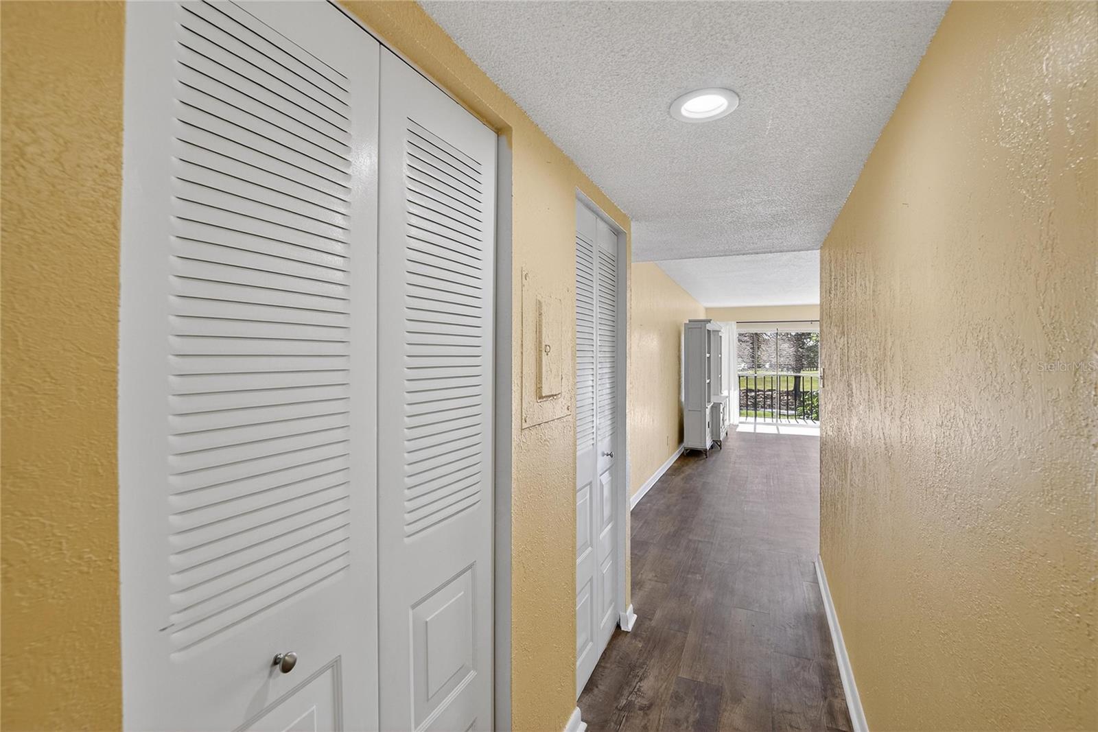 COVE CAY VILLAGE IV - Residential Lease