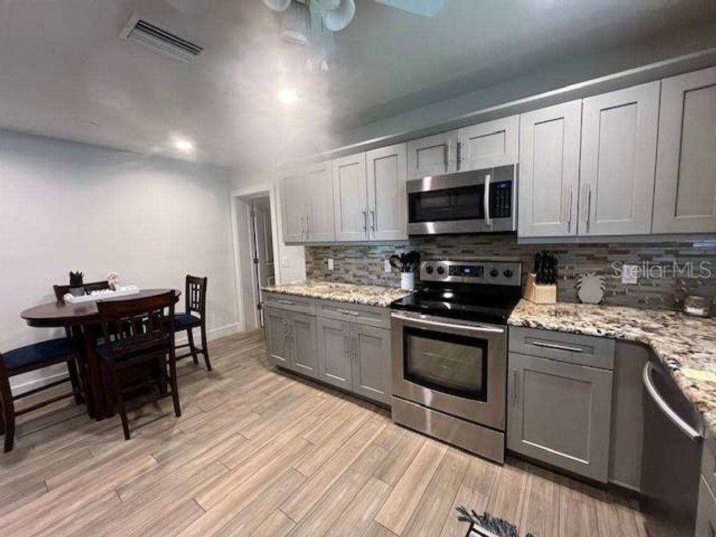 Photo of 6030 Carlton Avenue, Sarasota, FL 34231 (MLS # A4690972)