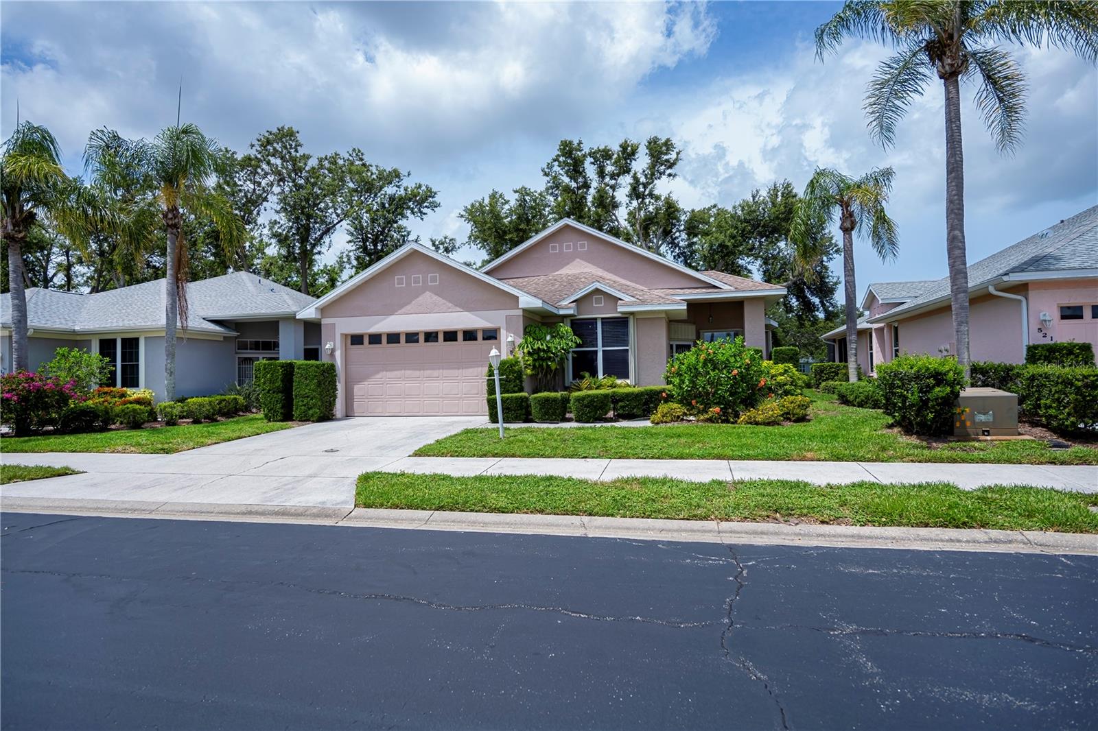 519 CATALINA ISLES CIRCLE