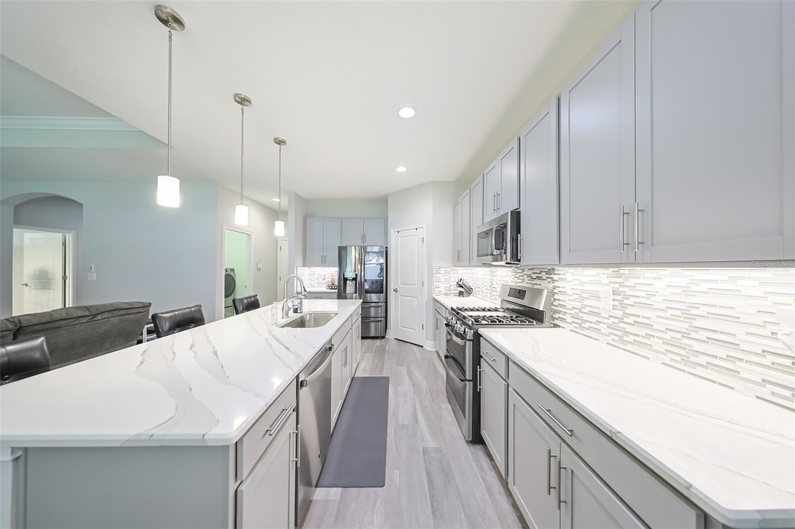 FLORABLU ESTATES - Residential