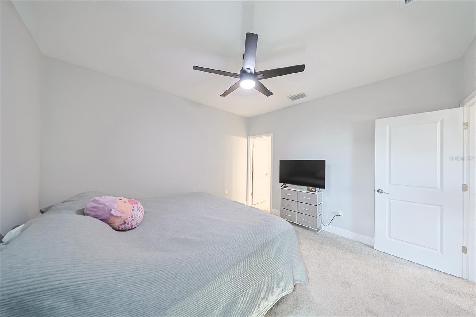 FLORABLU ESTATES - Residential