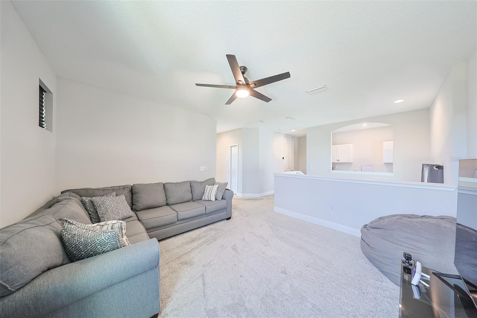 FLORABLU ESTATES - Residential