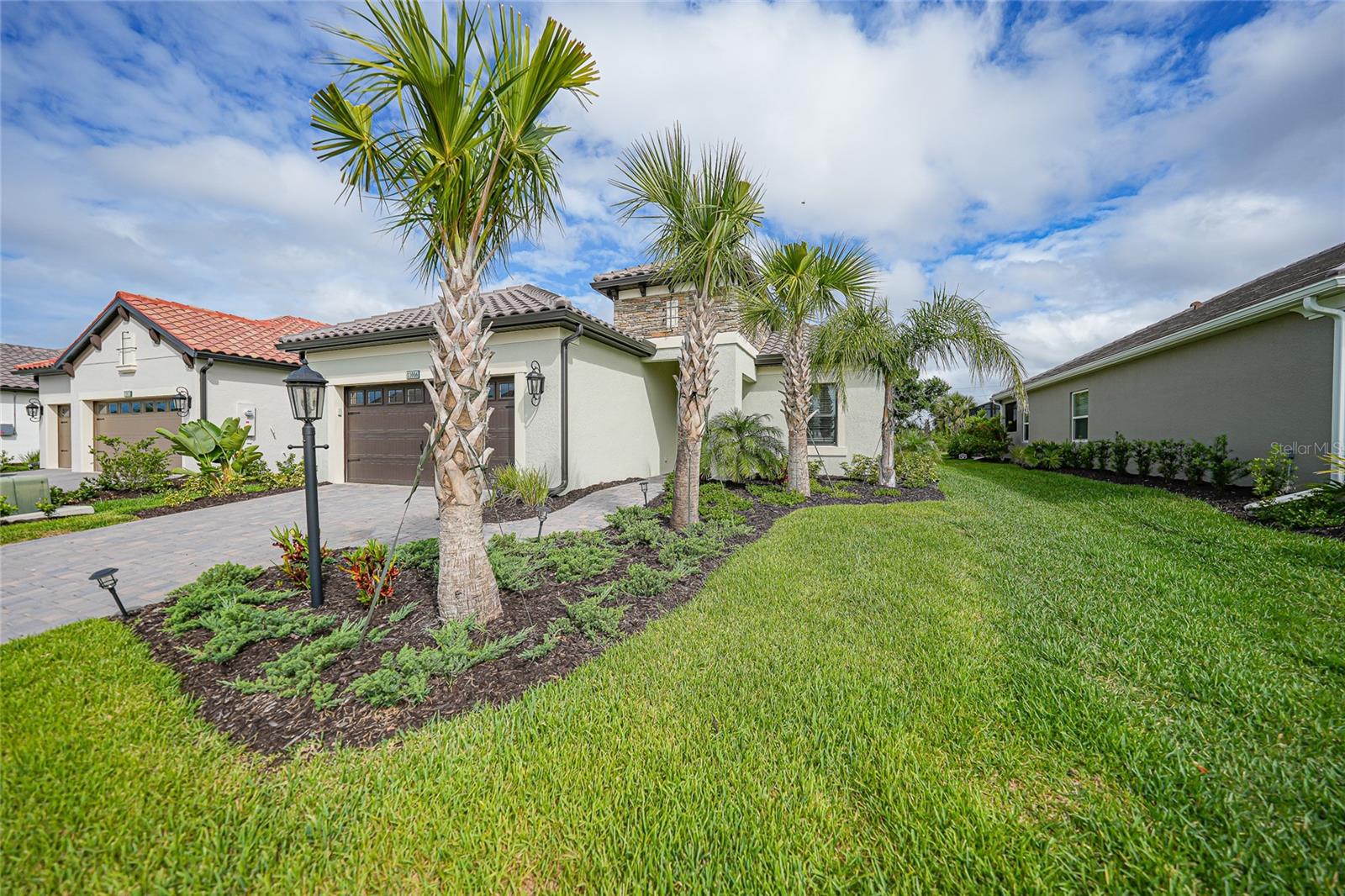 11016 HOGAN CIRCLE