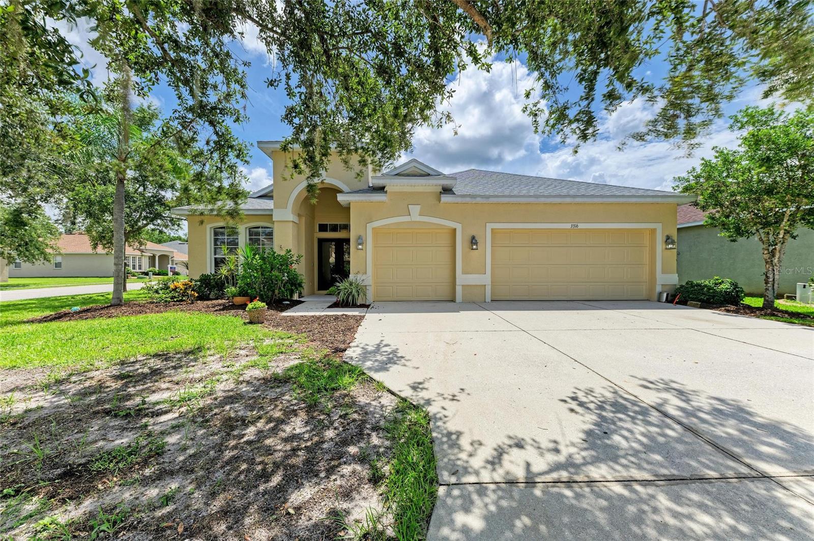 Welcome to 3316 61st Terrace East, tucked away on a spacious corner lot in the peaceful Oakley Place community in Ellenton. This move-in-ready home offers nearly 2,700 square feet of living space, giving everyone in the home room to spread out, relax, and grow.
Featuring 4 bedrooms, 3.5 bathrooms, and a versatile upstairs loft perfect for a playroom, home office, or creative space, this home was designed with everyday life in mind. The primary suite is conveniently located on the first floor and includes a large bathroom with a walk-in shower, separate soaking tub, and plenty of space to unwind. The upgraded kitchen includes beautiful granite countertops ample storage and counterspace, and opens up to a spacious living room — ideal for entertaining or just enjoying a cozy night in. You'll also find a separate dining/den area perfect for that extra space we all need in a home, a freshly painted exterior, and mature landscaping that adds charm and privacy. Out the back is a covered back porch with desirable eastern exposure — perfect for sipping or grilling in the shade at the end of the day.
Other highlights include a brand-new roof (2023), a 3-car garage, and one of the lowest HOA fees in the area. All of this is located in the heart of Ellenton, right on the edge of Parrish, close to shopping, dining, and easy access to I-75, one of the most ideal locations in the area to get you where you need to go. This is the kind of home that truly offers something for everyone — space, comfort, and a location that’s hard to beat.