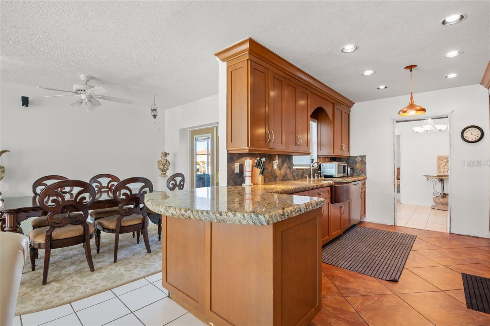 FLOR A MAR - Residential