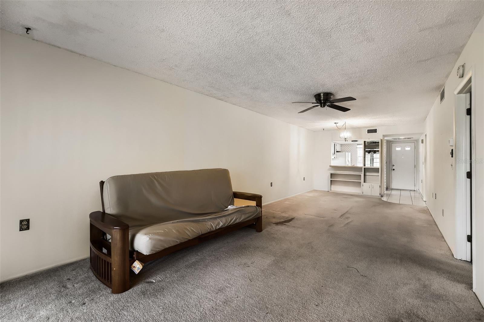 11210 CARRIAGE HILL DRIVE 6