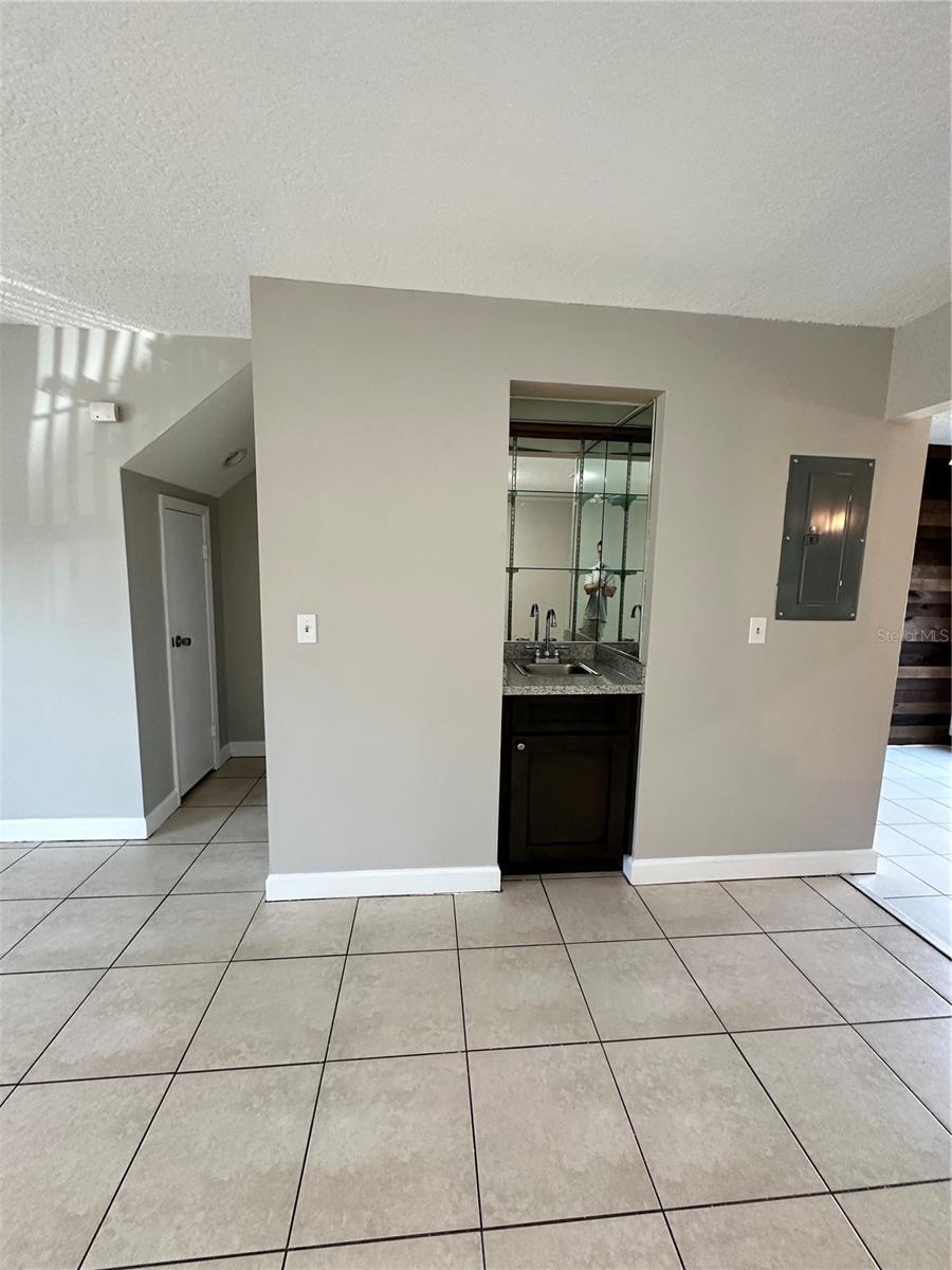 HIDDEN OAKS CONDOMINIUM ASSOCIATION, INC - Residential