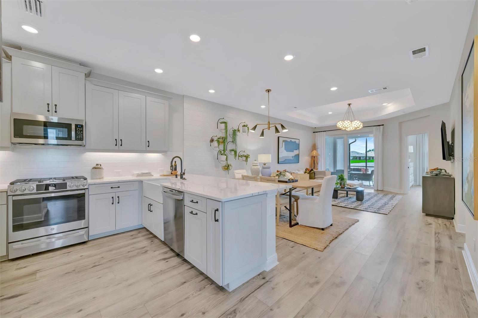 SWEETWATER AT LAKEWOOD RANCH PH I & II - Residential