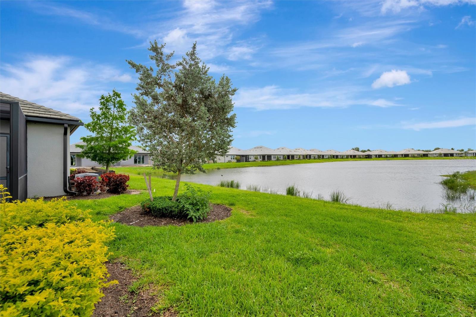 SWEETWATER AT LAKEWOOD RANCH PH I & II - Residential