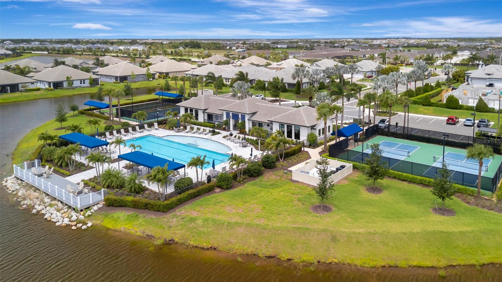 SWEETWATER AT LAKEWOOD RANCH PH I & II - Residential