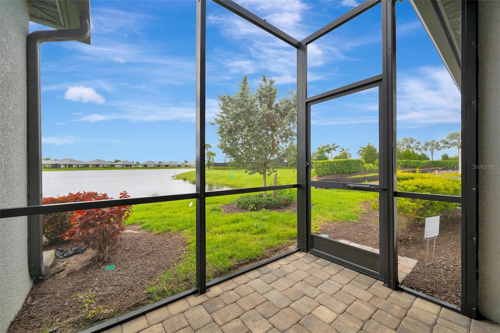 SWEETWATER AT LAKEWOOD RANCH PH I & II - Residential