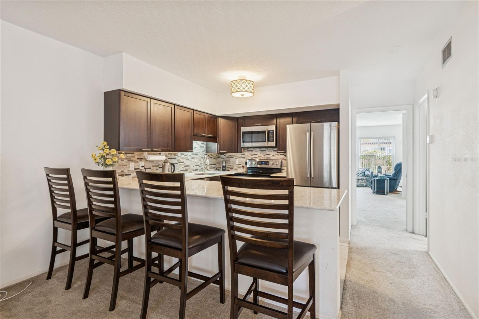 ON TOP OF THE WORLD - Residential