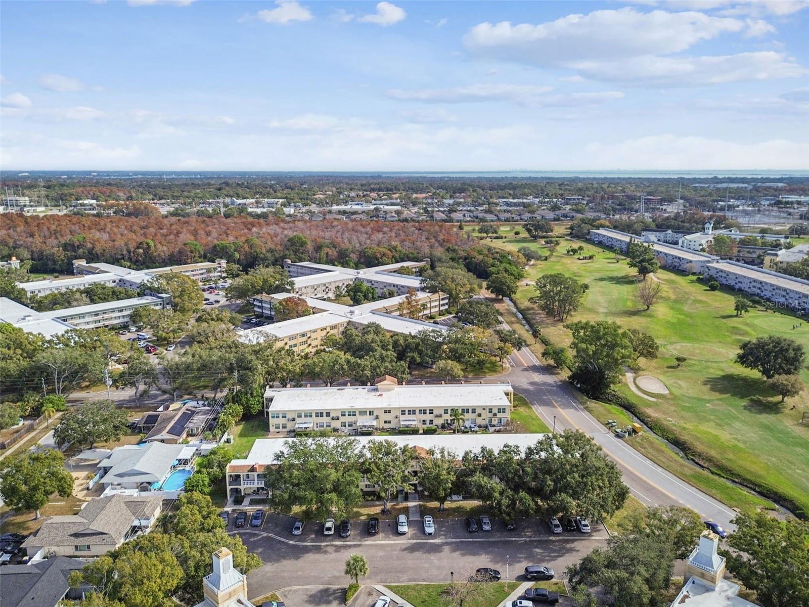 ON TOP OF THE WORLD - Residential