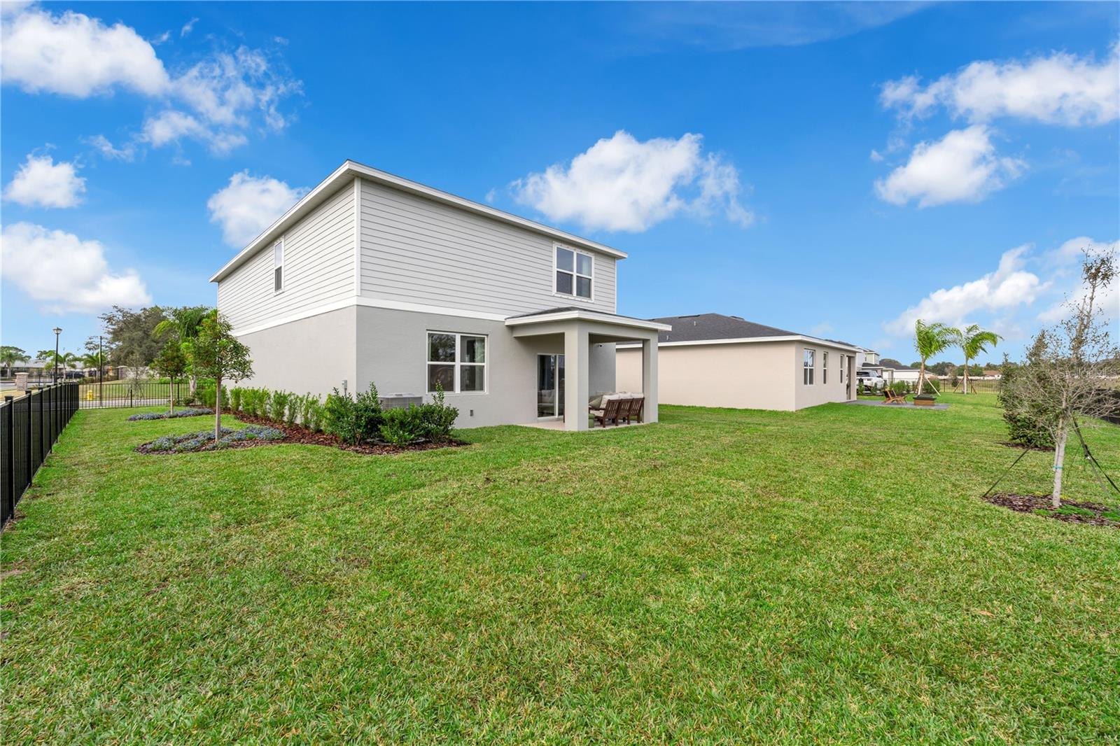 OAKFIELD TRAILS - Residential