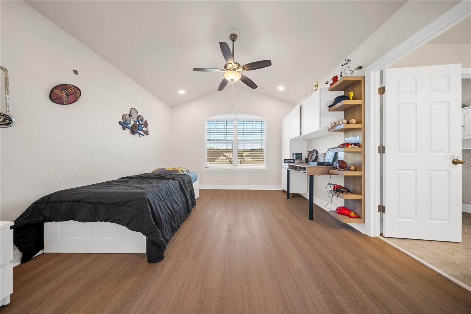 RANDAL PARK PH 5 - Residential